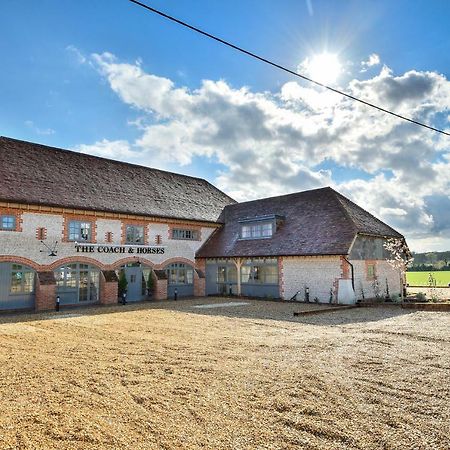 Отель The Coach And Horses Вётинг Экстерьер фото